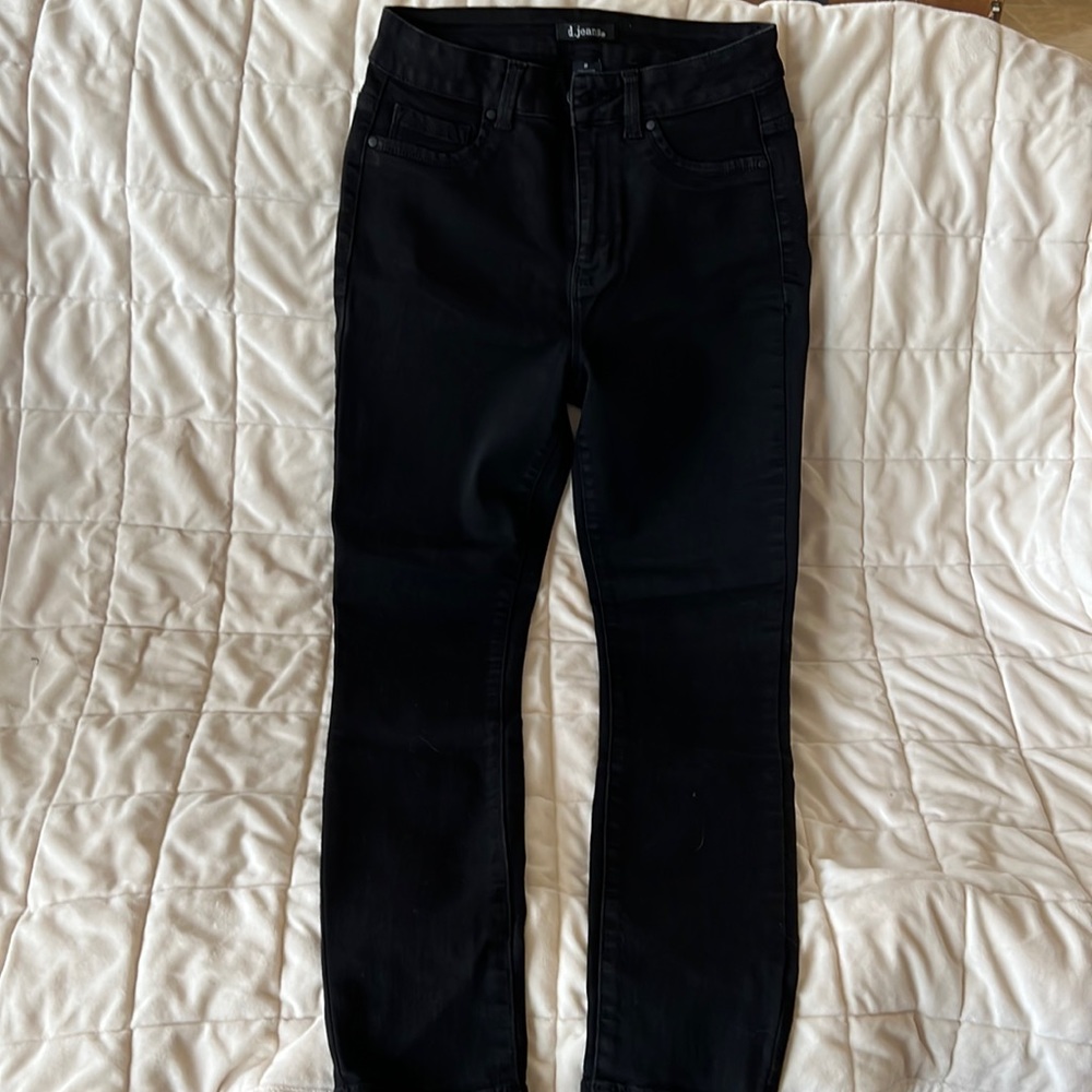d jeans. Black. Size 8